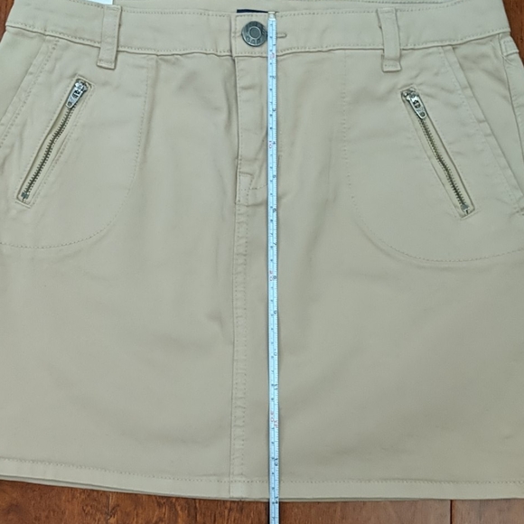NWT GAP Zipper Stretch Miniskirt in Oak (Khaki) - Picture 7 of 8